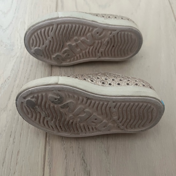 Native Shoes- gold sparkle with beige soles. Size C5 (Baby 5) - Picture 5 of 5